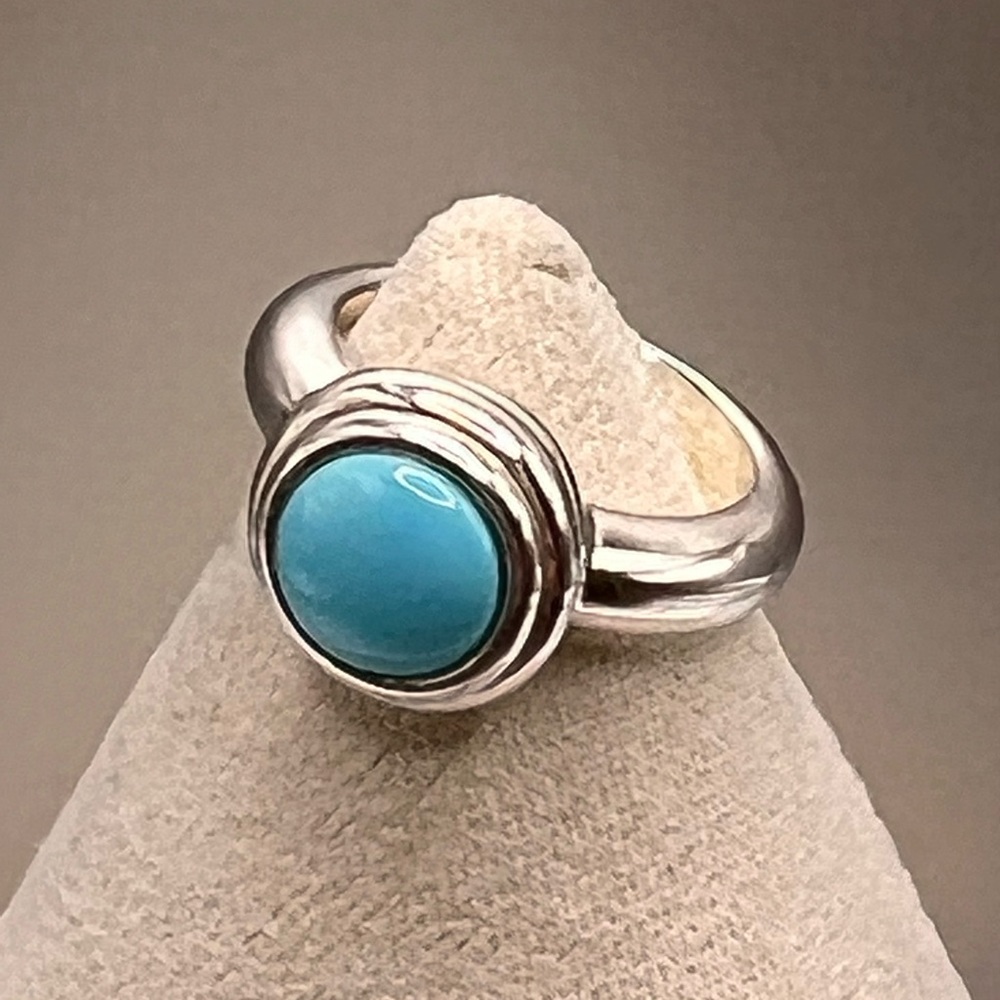 Turquoise Cabochon Contemporary Ring set in Sterling Silver